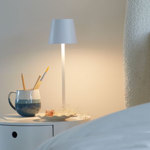 Lampe nomade IP44 H. 36 cm VIK Blanche vue d'ambiance 1