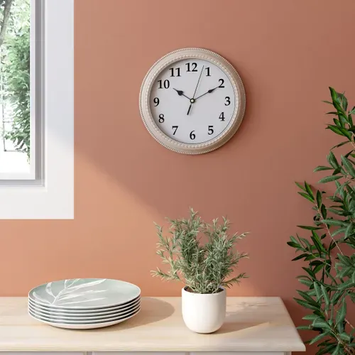 Horloge murale Ø 27,5 cm ZOE Beige vue d'ambiance 1