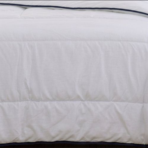 Couette Tempérée 220x240cm Garnissage 300g/m2