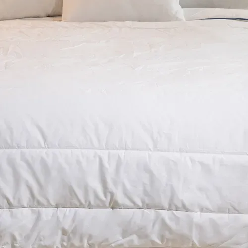 Couette Tempérée 220x240cm Garnissage 300g/m2