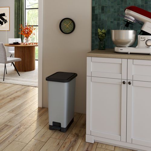 Poubelle 40L COVER BIN Métal vue d'ambiance 1