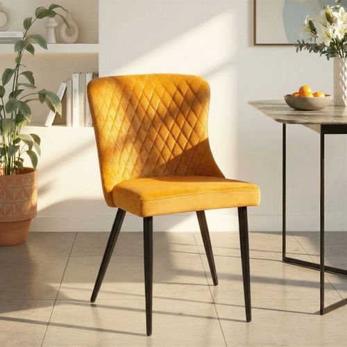 Chaise velours ORA or vue d'ambiance 1