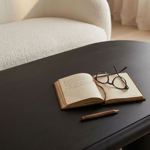 Table Basse Arrondie 160cm Avec Pieds Colonnes Roady Noir
