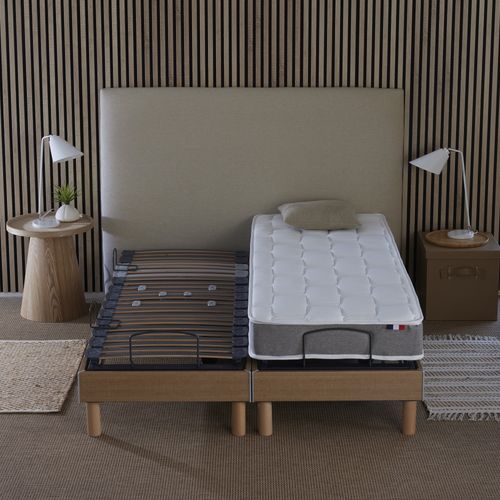 Lit Électrique De Relaxation Multi Lattes Chêne Clair + Matelas Mousse Hr35 160x200 Cm