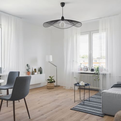 Suspension D. 60,5 cm VAGALA Noire vue d'ambiance 1