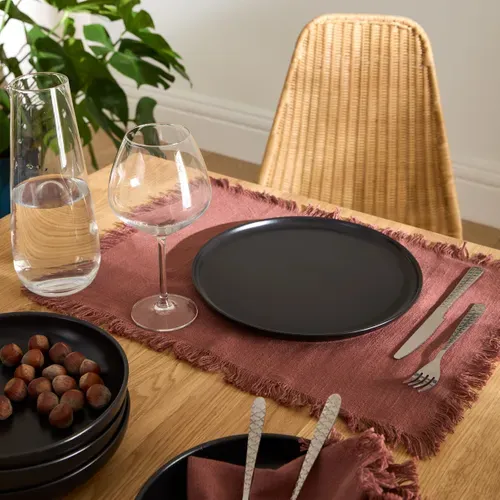 Assiette plate Ø 28 cm SEATTLE Noire vue d'ambiance 1