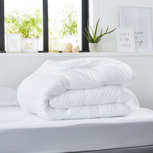 Couette Été 220g/m² - 220x240 Cm - Fine Et Légère - Confort - Lavable - Enveloppe 100% Microfibre