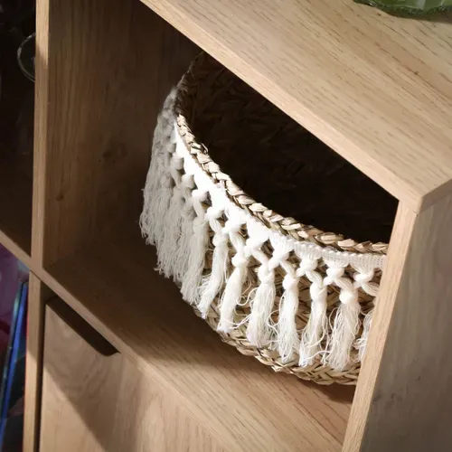 Meuble à 6 Cases Avec Trois Portes