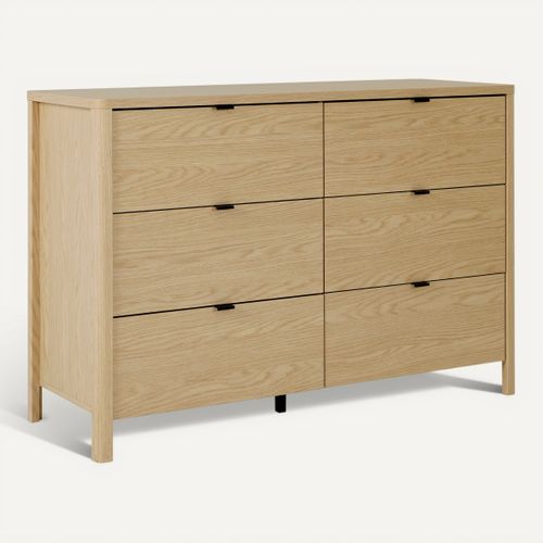 Commode 6 tiroirs IZADI imitation chêne vue 3/4