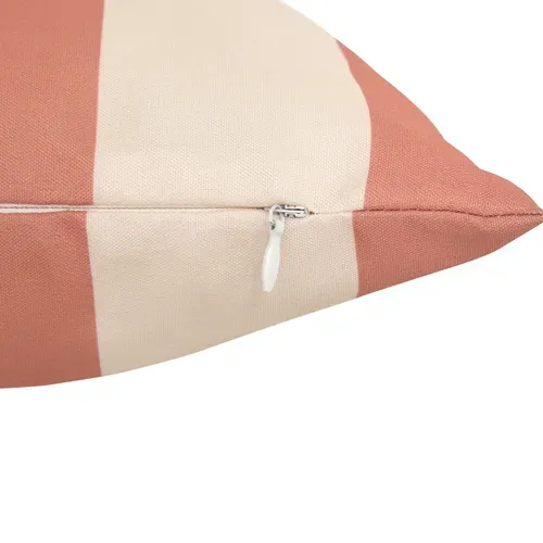 Coussin extérieur 30x50 cm POOLSIDE Terracotta vue d'ambiance 1
