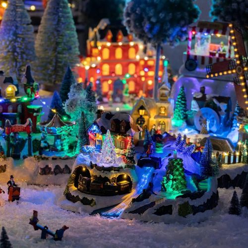 Village De Noël Lumineux Et Animé En Fibre Optique Avec Train