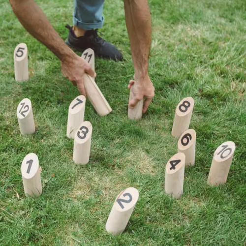 B&G International Jeu De Quilles Nordiques En Bois Certifié FSC – Dès 6 Ans – Jeu D’adresse Et Stratégie