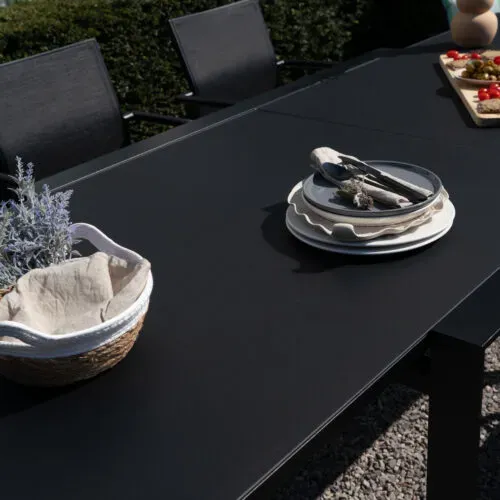 Table De Jardin 8/12p En Aluminium Et Plateau En Verre Poli Noir Modulo