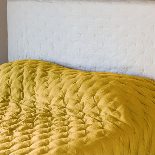 Couvre-lit 220x240 Cm Celeste Velours Piquage Points Brodés Jaune Gold