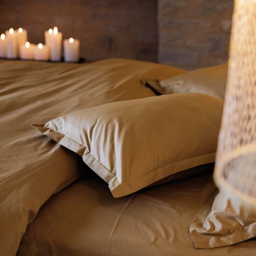 Parure De Lit 260x240 Cm Set 65x65 Cm Percale Manoir Marron Cognac