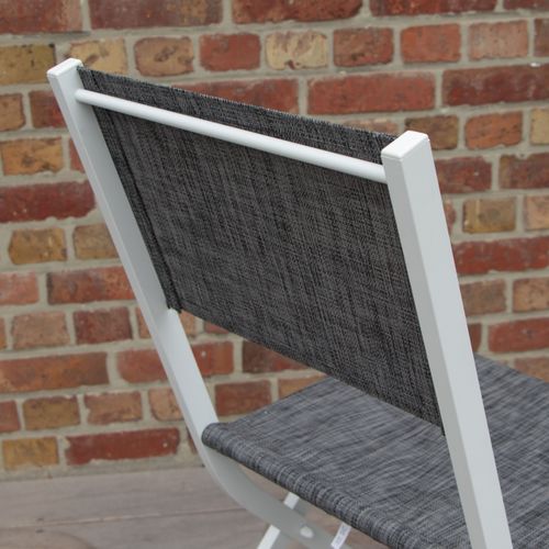 Chaises Pliantes Modulo Structure Aluminium Blanche, Assise En Textilène Coloris Gris Chiné