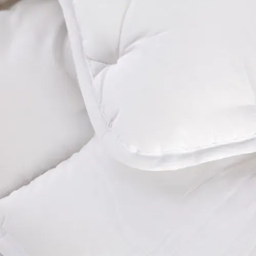 Couette Très Chaude 240x260 Cm Spéciale Hiver - Couette Premium En Microfibre