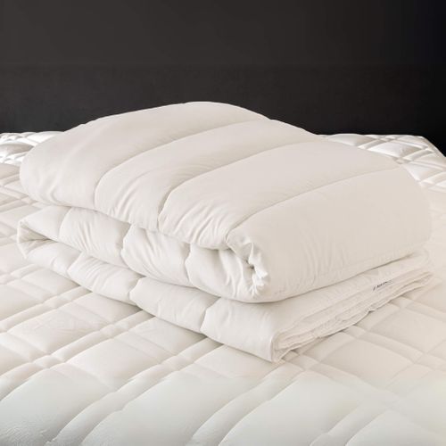 Couette Hypoallergénique Tempérée 300g 240x220