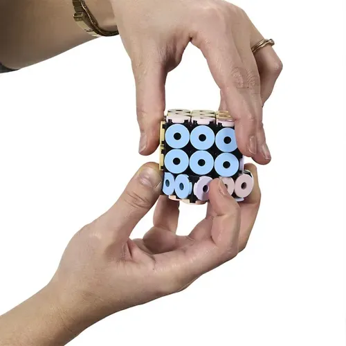 Cube Magique En Plastique Aux Couleurs Pastel -