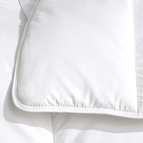 Couette Légère 240x220 Blanc En Polyester