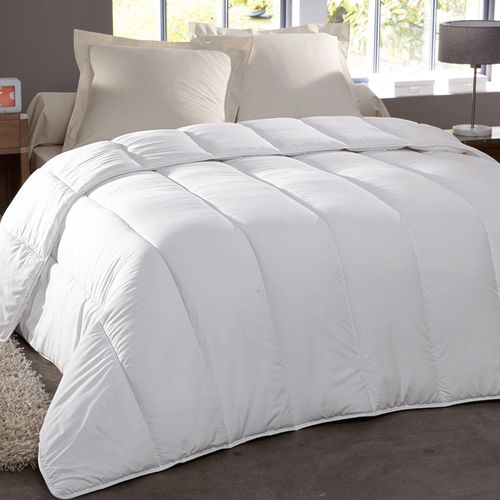 Couette Tempérée 240x220 Blanc En Polyester