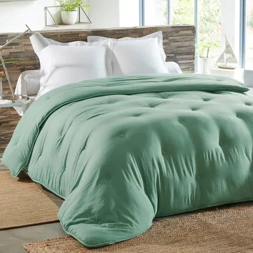 Couette Légère 140x200 Vert Céladon En Polyester