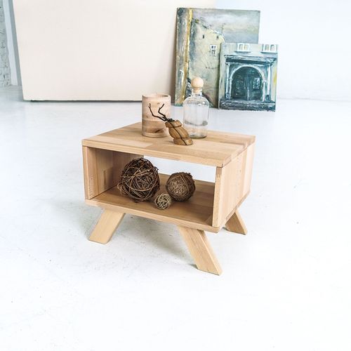 Table De Chevet En Bois Massif Huilé Teinte Noyer