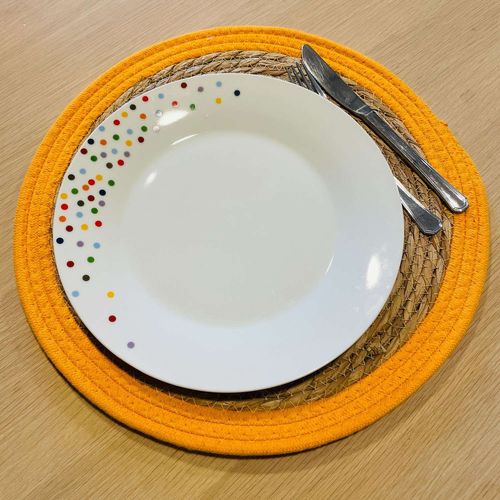 Set de Table Rond Tissé Orange (4 Pièces)
