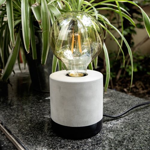 Ampoule LED vintage Globe E27 Ambrée vue d'ambiance 1
