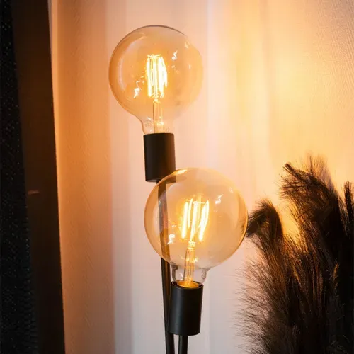 Lot 2 ampoules LED Globe E27 XANLITE DECO Verre ambré vue d'ambiance 1
