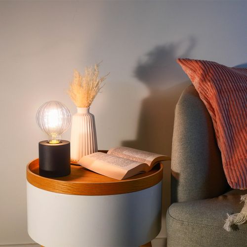Ampoule LED Striée Globe E27  Blanc chaud vue détaillée