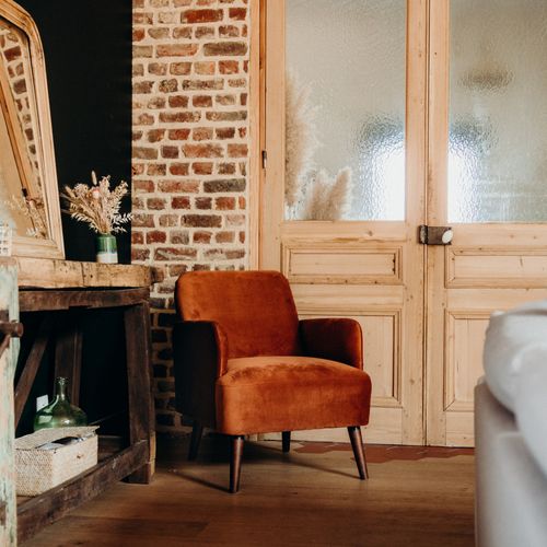 Fauteuil Rétro En Velours Pieds Bois Foncé