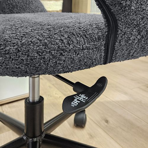 Fauteuil De Bureau En Tissu Bouclette Gris Avec Piètement Noir - Marty