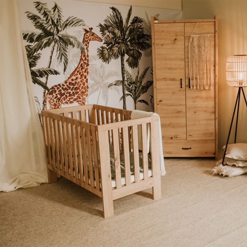 Amelia Ii Lit Bébé évolutif Avec Barrière De Sécurité Chêne Sans Tiroir