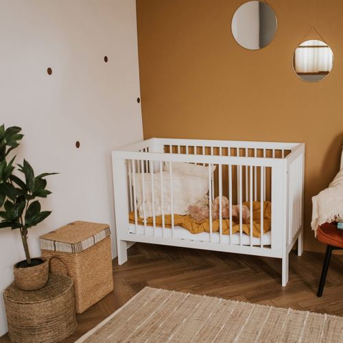 Olivia Lit Bébé À Barreaux 120x60 Sommier Réglable Blanc Avec Tiroir