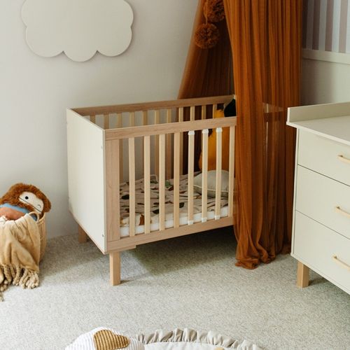 Laura Ensemble Bébé Commode Et Lit évolutif 120x60 Champagne + Plan à Langer Commode