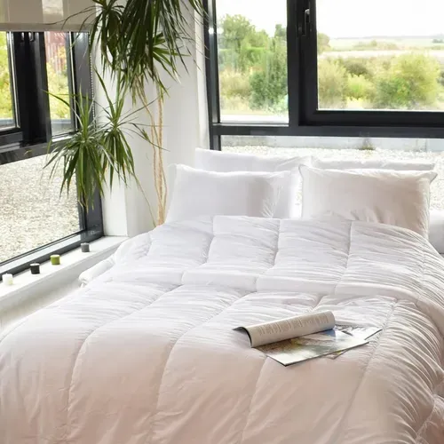 Couette Légère Anti Transpirante 200 Gr/m² Cm 90 X 190 Cm - Blanc - 140x200 Cm