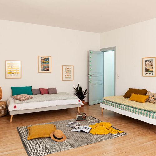 Pack Lit 2 Places Avec Pieds Et Matelas 120x190 Cm Darla Blanc