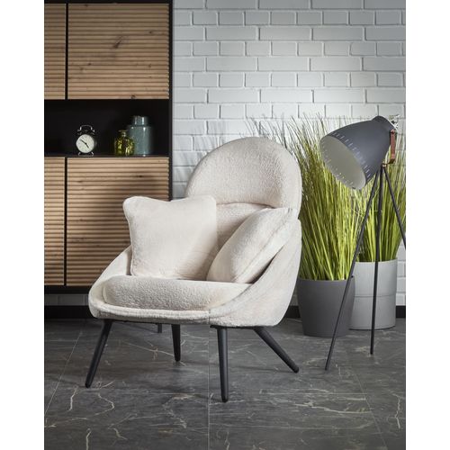 Fauteuil Lounge Design En Tissu Beige Avec Pieds En Métal Noir Plazza