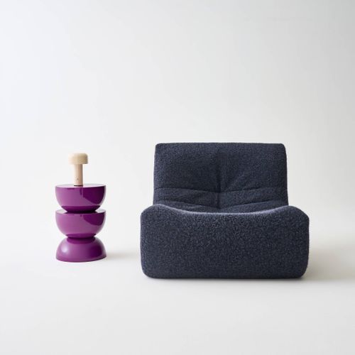 Table D'appoint. Bout De Canapé. Table De Chevet En Métal Effet Glossy Violet Coumba. D.32 X H