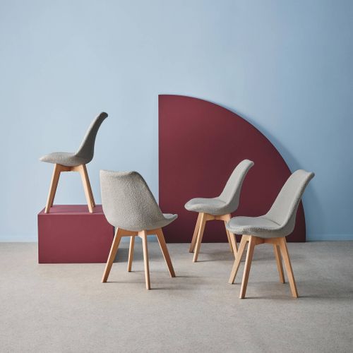 Lot De 4 Chaises Scandinaves Revêtement Bouclette Texturée Gris Clair. Pieds Bois De Hêtre - Nils