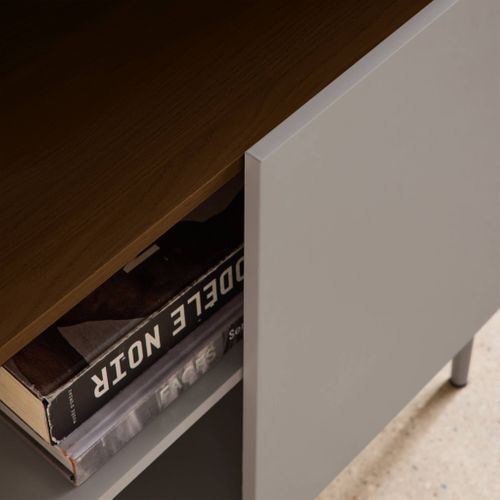 Etagère. Bibliothèque Métal Et Décor Bois 6 Niveaux Gris Et Noyer - Ashton
