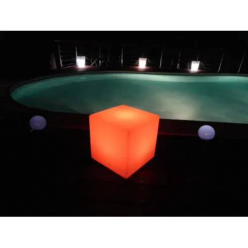 Cube Lumineux Multicolore Autonome 40 Cm.