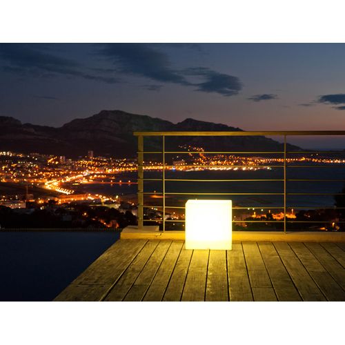 Cube Lumineux Multicolore Autonome 40 Cm.