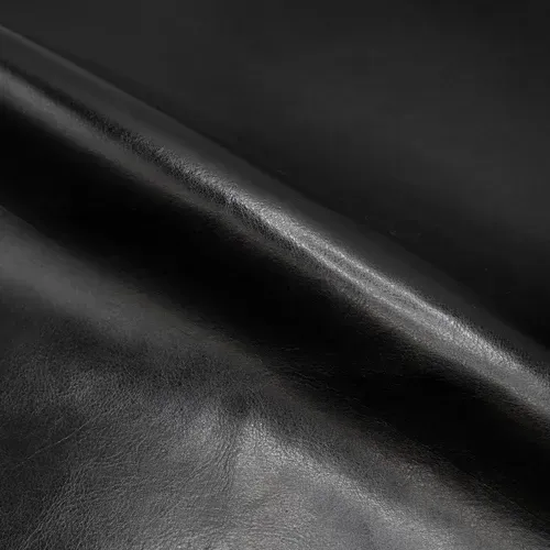 Fauteuil Noir En Croute De Cuir Enduite - Club
