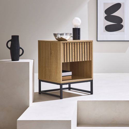 Table De Chevet Style Contemporain Avec 1 Tiroir Effet Bois Rainuré (système D'ouverture Par