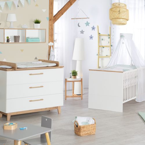 Ensemble De Chambre Finn - Lit Bébé + Commode À Langer + Armoire 3 Portes - Blanc / Effet Chêne