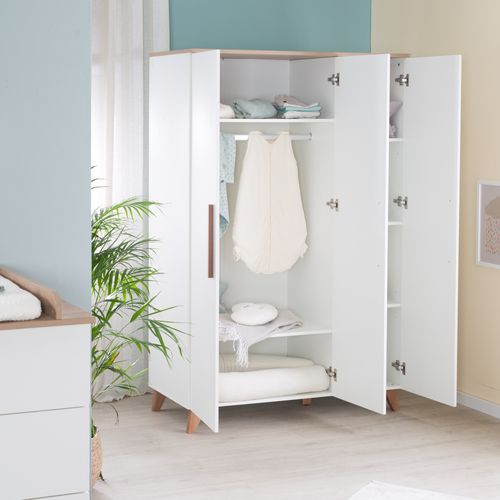 Armoire Bébé 3 Portes Battantes Ole - Blanc Mat - Chêne Massif - Penderie Et 5 étagères