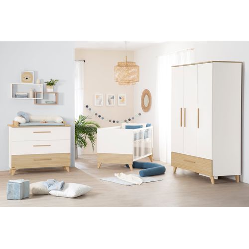 Armoire Enfant 'Theo' 3 Portes - Fraisages De Haute Qualité - Blanc / Chêne
