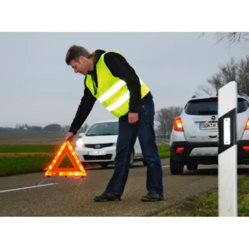 Gilet de sécurité auto adulte HAMA 178133 vue d'ambiance 1